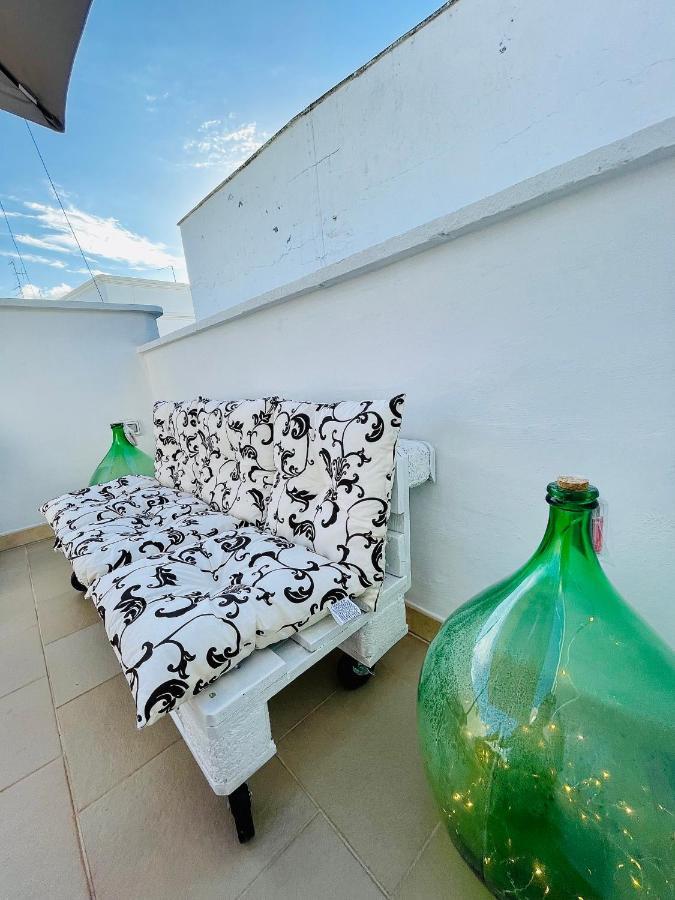 Casa Perricci - Short Lets - Monopoli Villa Luaran gambar