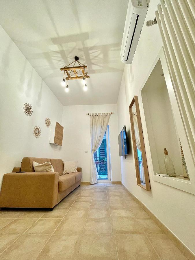 Casa Perricci - Short Lets - Monopoli Villa Luaran gambar