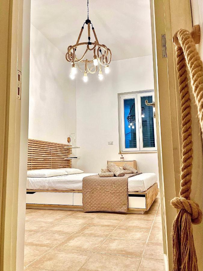 Casa Perricci - Short Lets - Monopoli Villa Luaran gambar