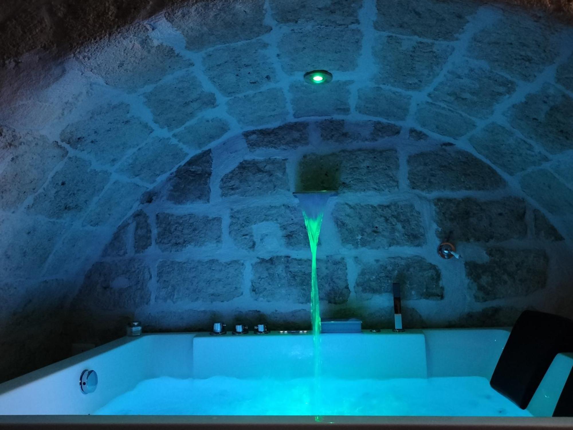 Casa Perricci - Short Lets - Monopoli Villa Luaran gambar