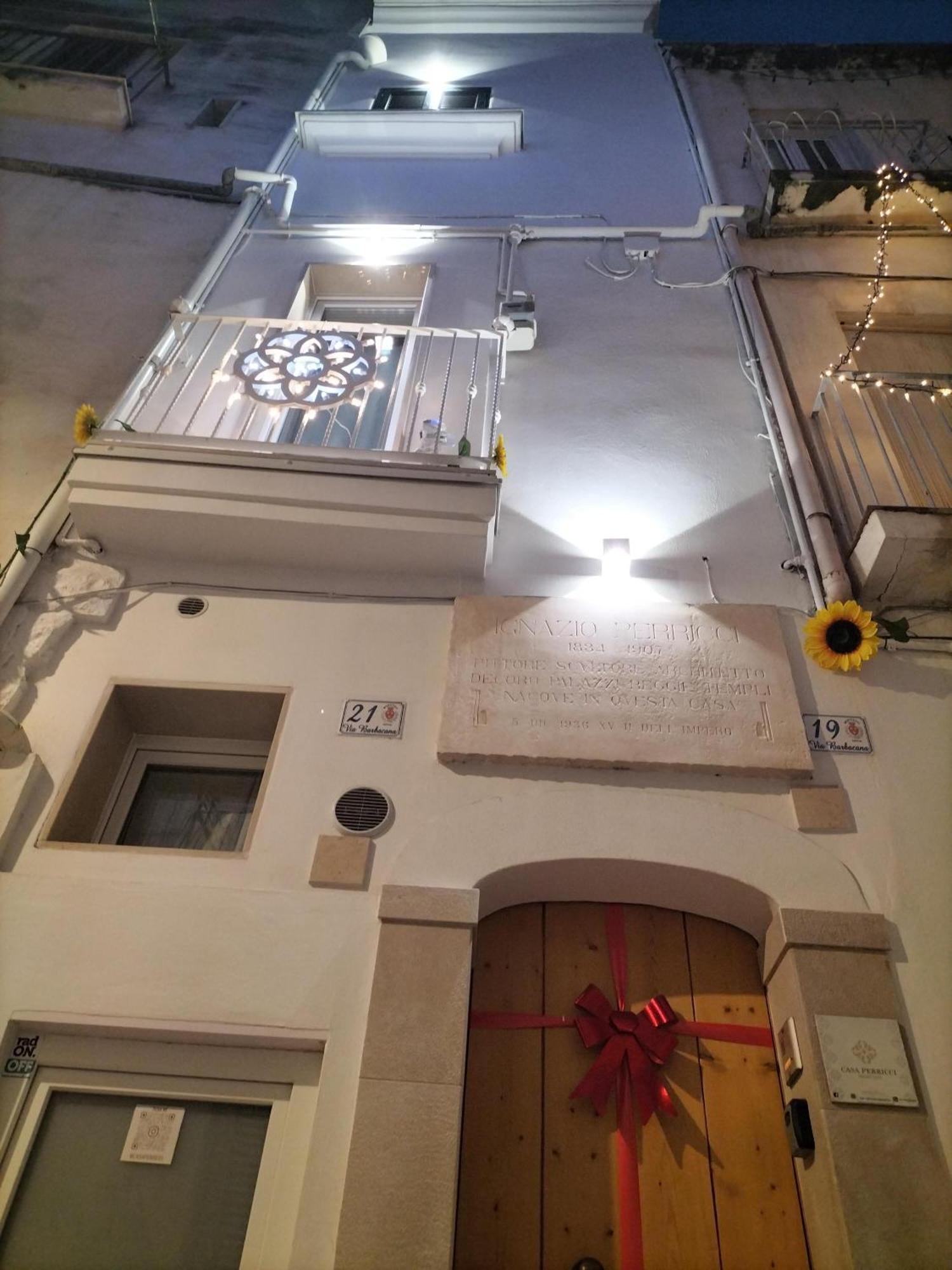 Casa Perricci - Short Lets - Monopoli Villa Luaran gambar