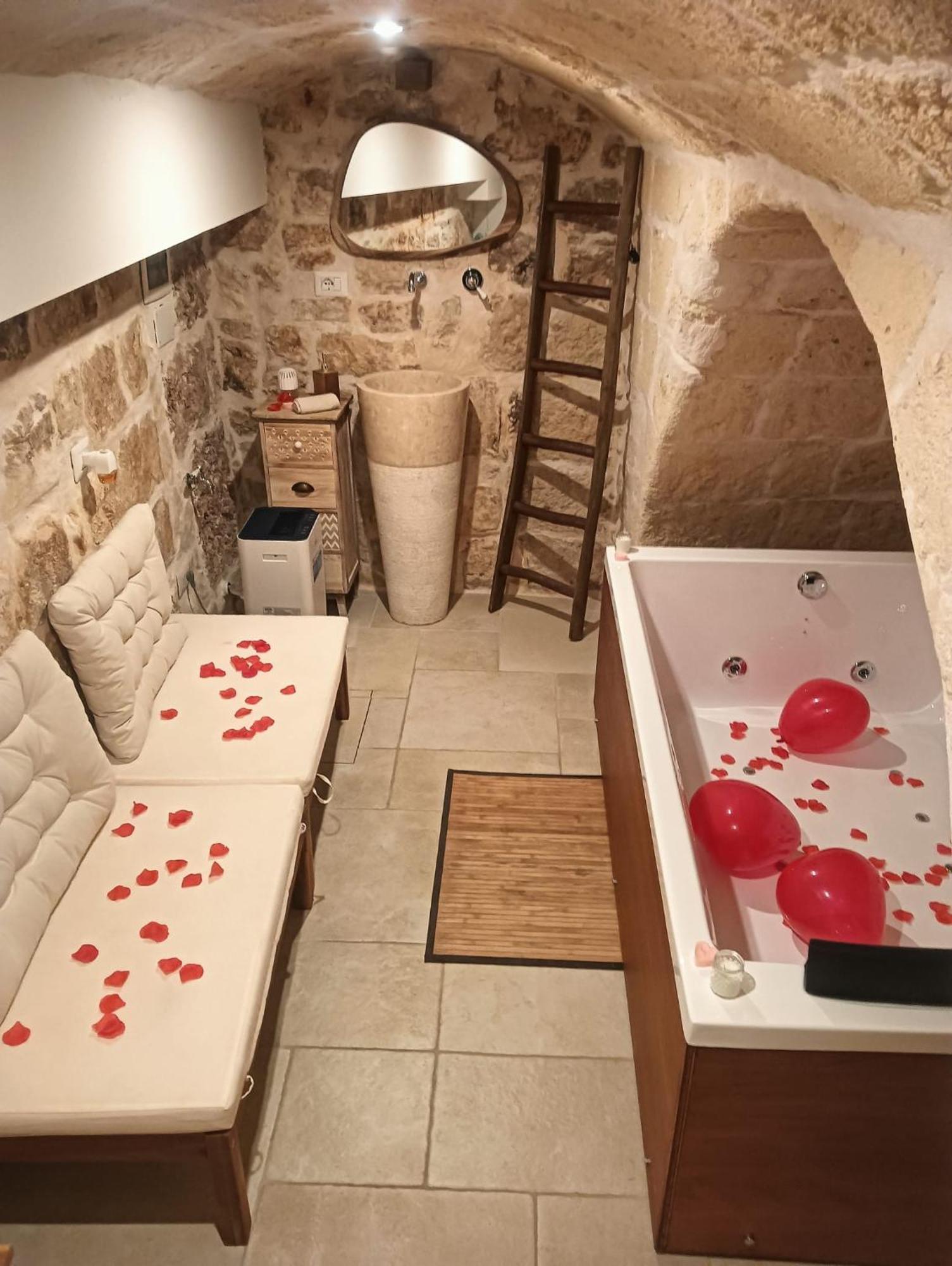 Casa Perricci - Short Lets - Monopoli Villa Luaran gambar